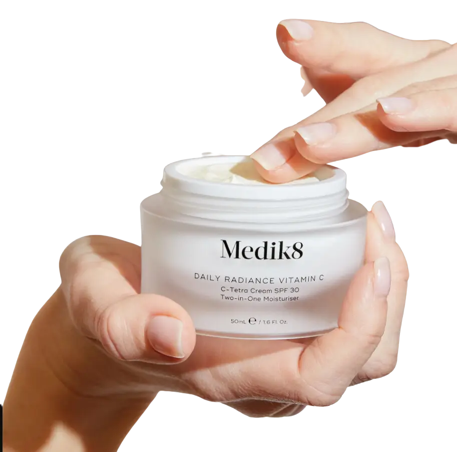 DAILY RADIANCE VITAMIN C ДНЕВНОЙ КРЕМ С ВИТАМИНОМ С И SPF 30 - 50 мл MEDIK8 DAILY RADIANCE VITAMIN C50 3