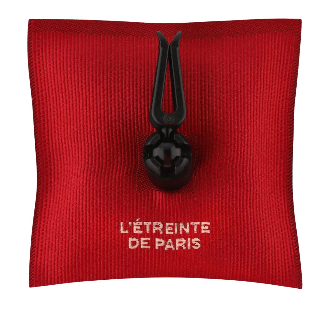 АВТОМОБИЛЬНОЕ АРОМАСАШЕ L’ÉTREINTE DE PARIS - 15г АВТОМОБИЛЬНОЕ АРОМАСАШЕ L’ÉTREINTE DE PARIS - 15г2